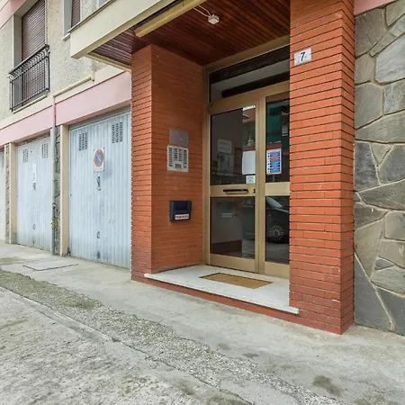 1 Bedroom Lovely In